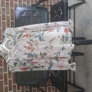 Karen Kane peasant top